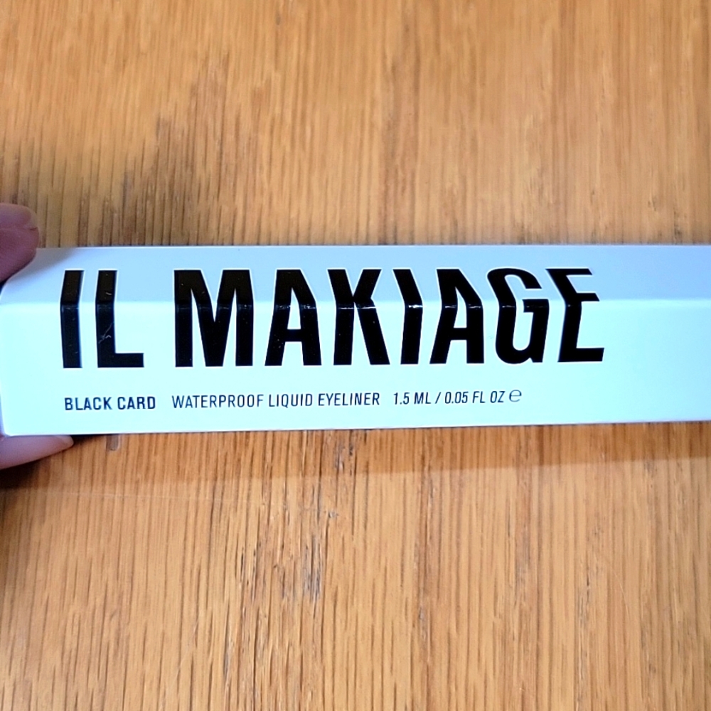 NWT IL MAKIAGE Black Card Waterproof Liquid Eyeliner